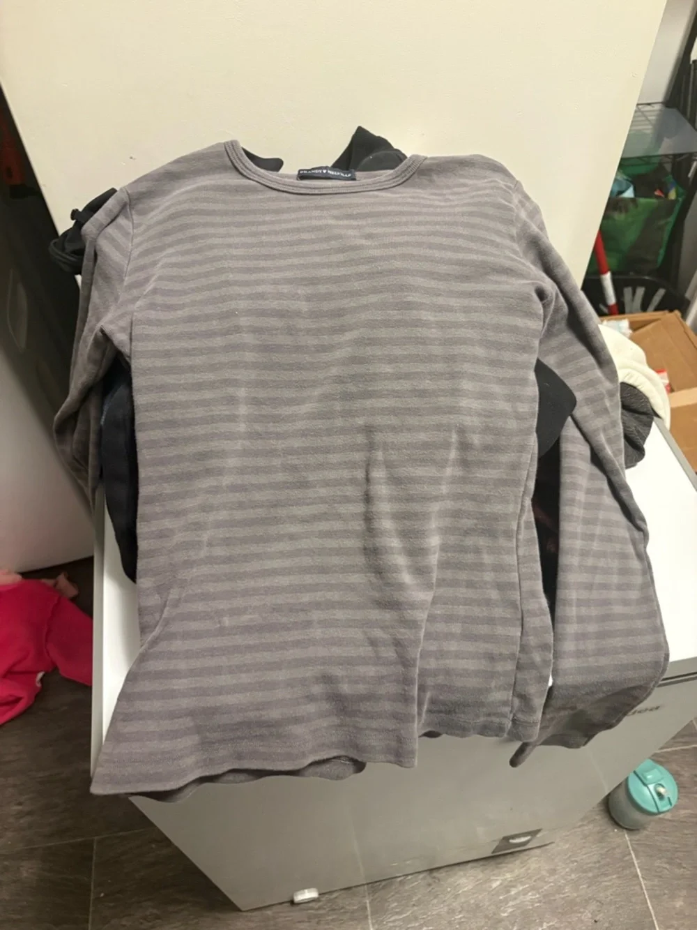 2 Brandy Melville Tops Bundle - Picture 3 of 6